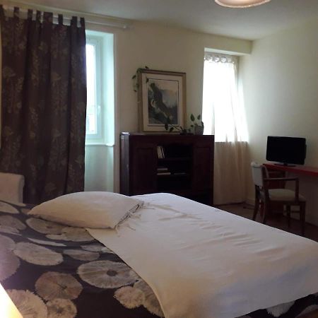 "Soleil Levant" - Stayhome - Appart 6 Quimper Exteriör bild